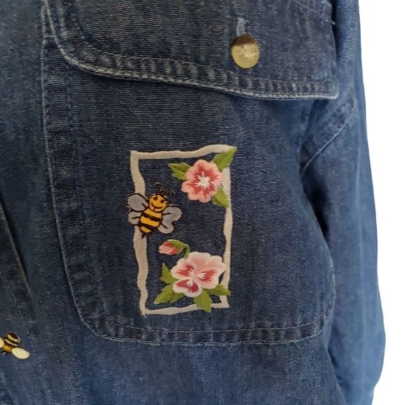 Bumble Bee/ Gardener Peter Joseph & Honey Denim Button Down - Picture 7 of 9